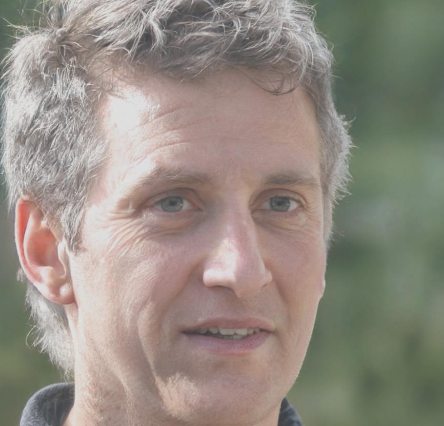 Matteo Rossi, esperto in sicurezza informatica